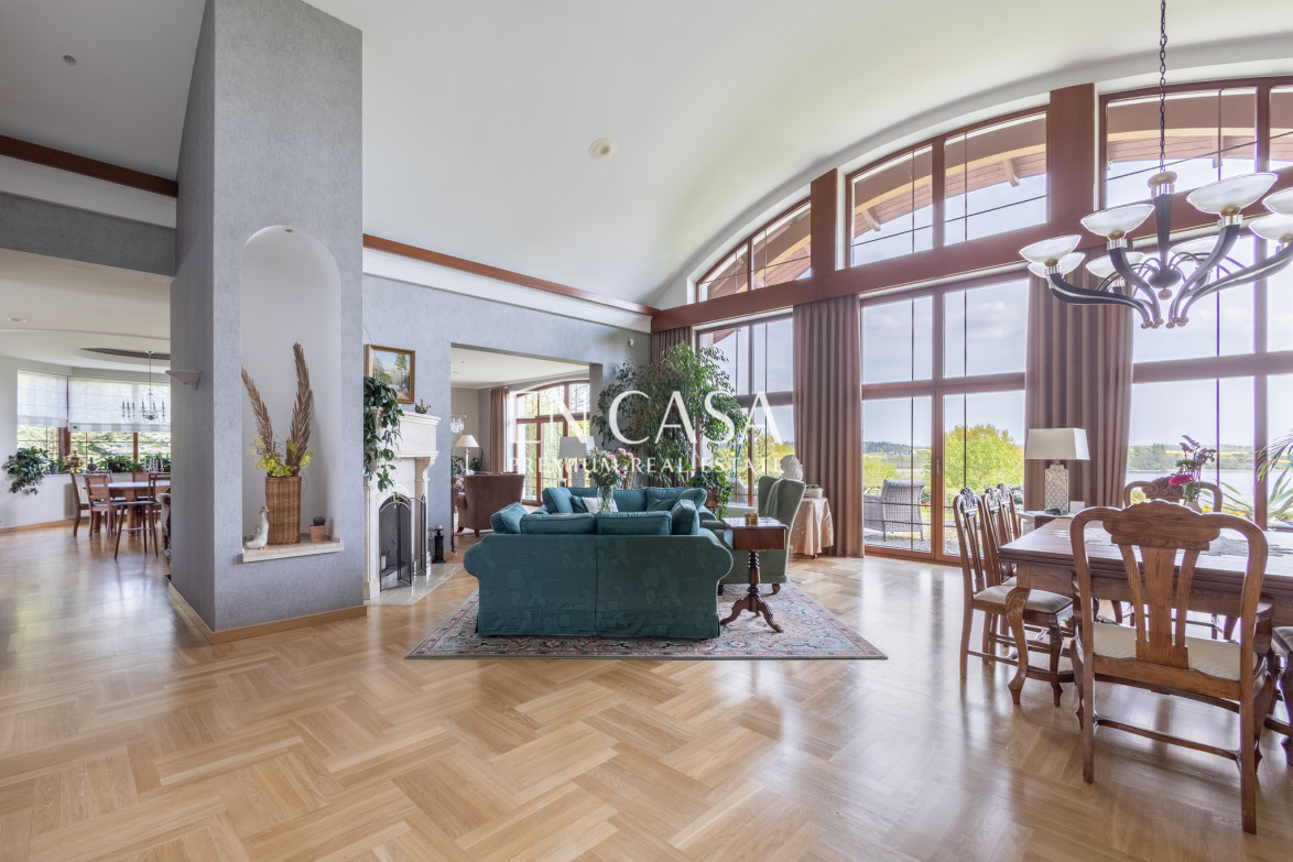 House Sale Morawy 8